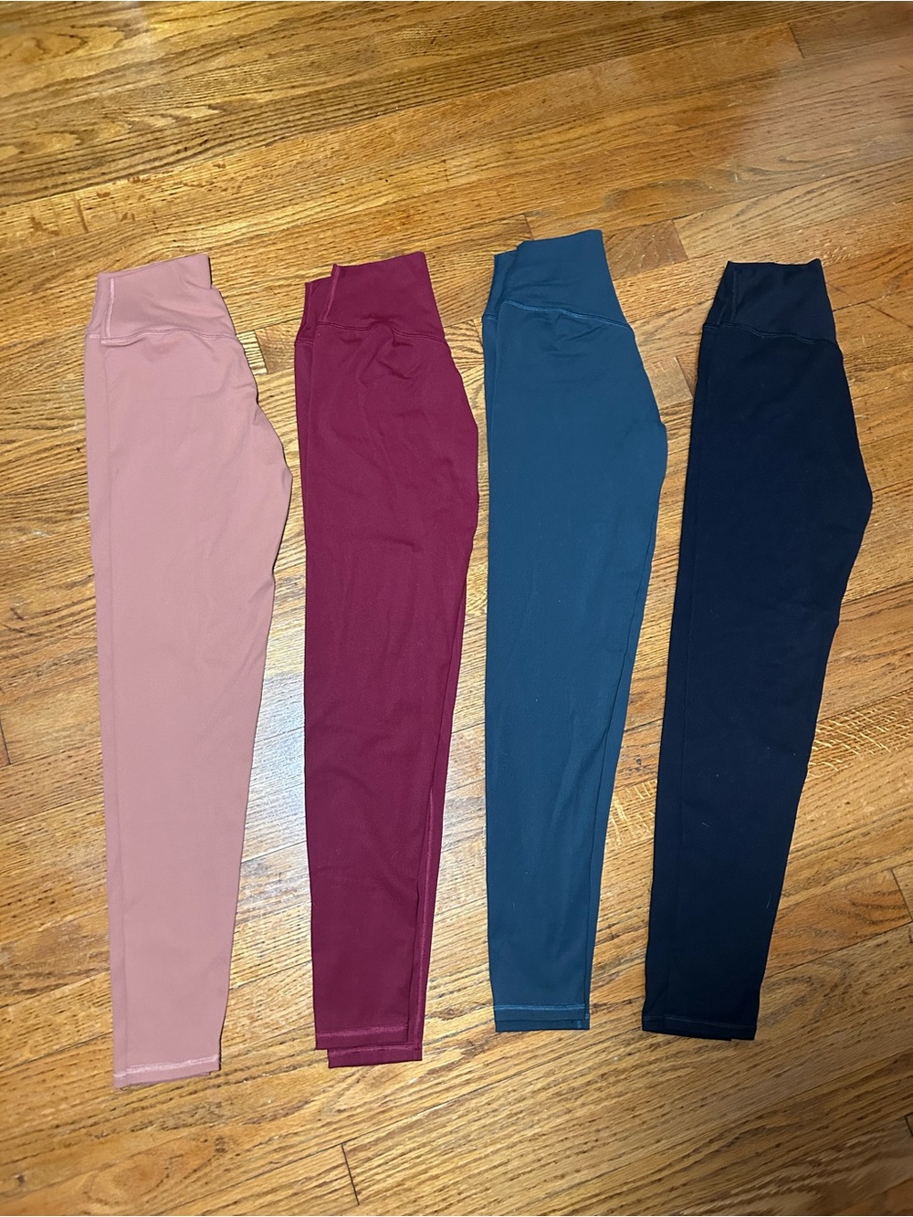 Kamo Fitness Workout Leggings Size Small 4 Pair